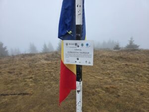 Varful Clabucetul Taurului (1520m) si Cabana Garbova